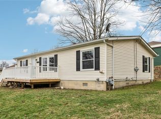 1360 Division St, Irwin, PA 15642