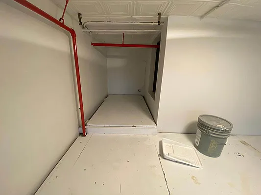 Rented by Carnegie Management Inc | media 6