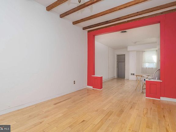 4th image of 510 S Patterson Park Ave