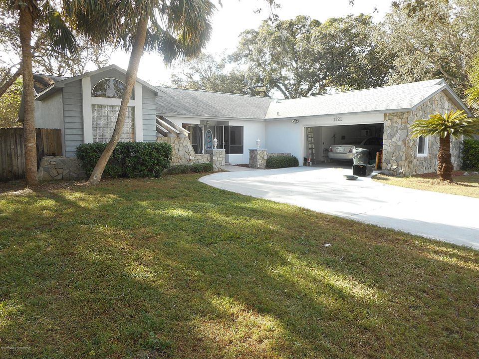 2nd image of 1121 E Dagmar Ave