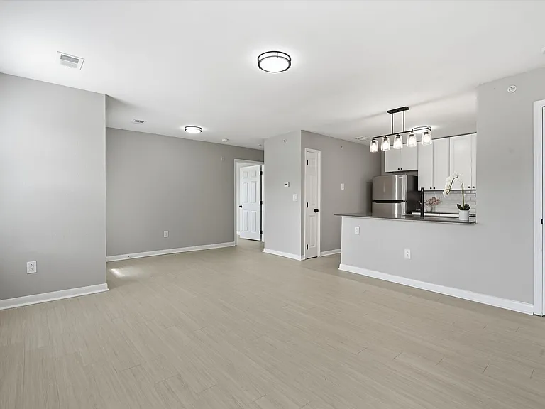 Villa Estates at Lenexa — Photo 8