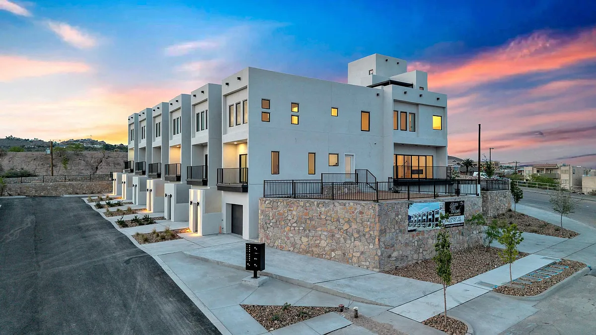 Building Photo - 1519 Golden Hill Ter