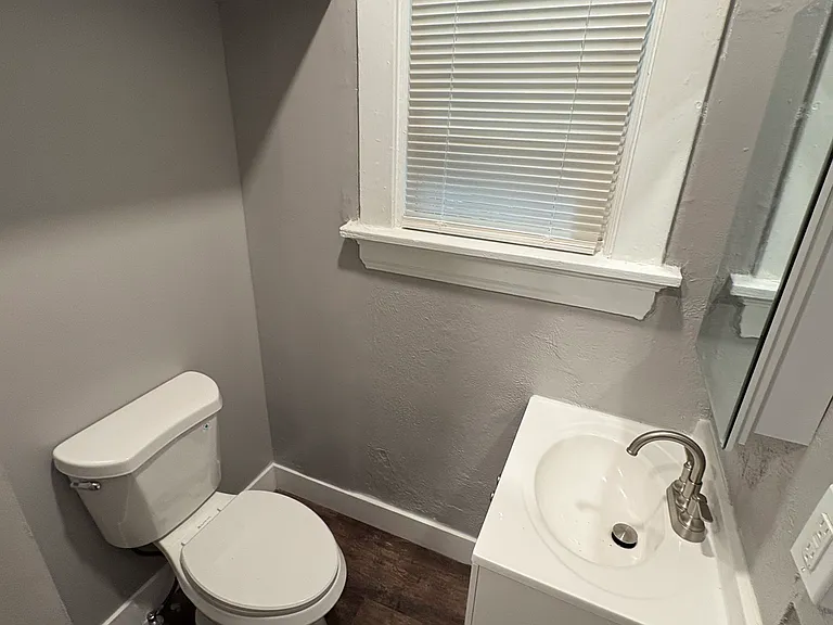 2727 Harris Ave #2 — Photo 12