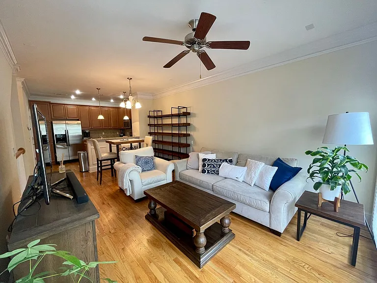 3779 Ashford Creek Ave — Photo 5