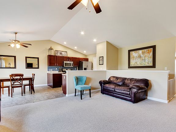 5th image of 159 Briarwood Dr
