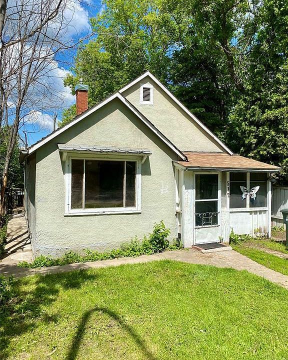 1st image of 512 20th St E