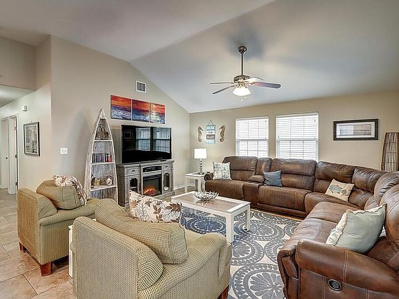 5th image of 100 Glover Blvd #102