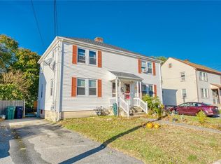 29 Hornet Rd, North Kingstown, RI 02852