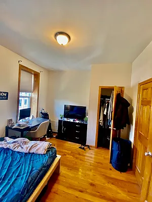 Rented by R New York | media 4