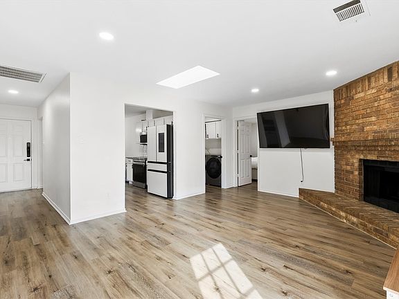 5th image of 3242 Spring Meadow Ln