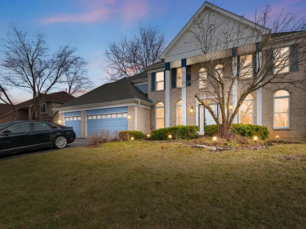 319 Stonebridge Way, Mundelein, IL 60060