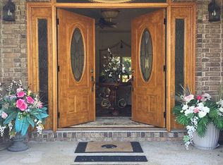 1221 S Becky St, Nixa, MO 65714