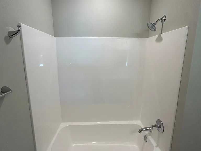 821 Williamson St #306 — Photo 4