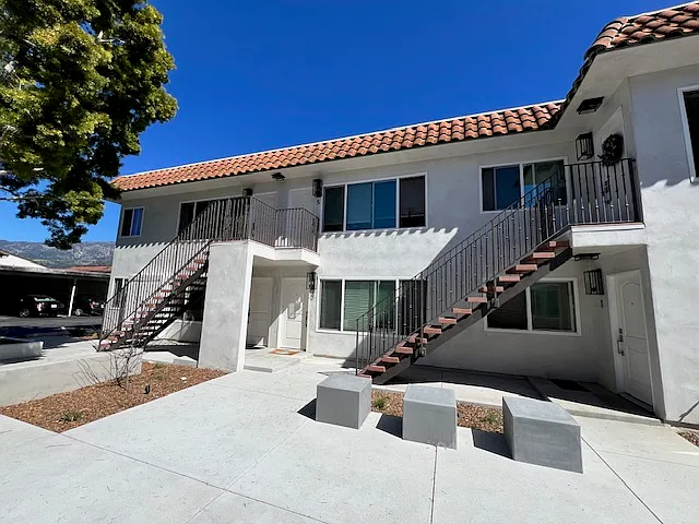 141 Holly Ave — Photo 3