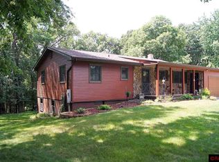 76 Roslyn Rd, New Ulm, MN 56073