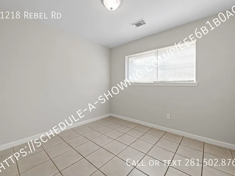 11218 Rebel Rd — Photo 9