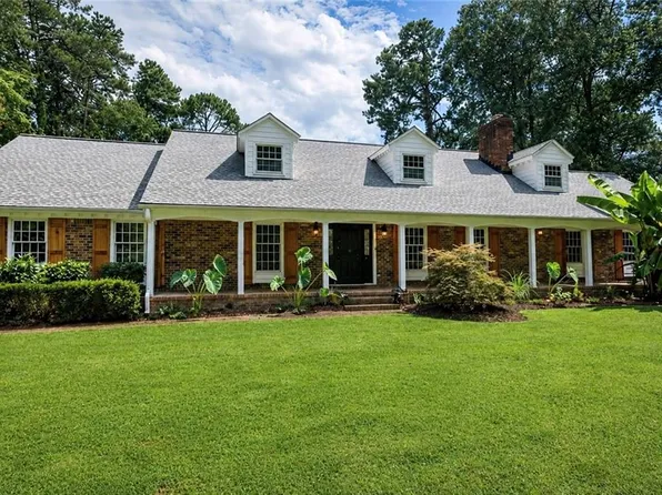 1525 Southwick Rd, Virginia Beach, VA 23451