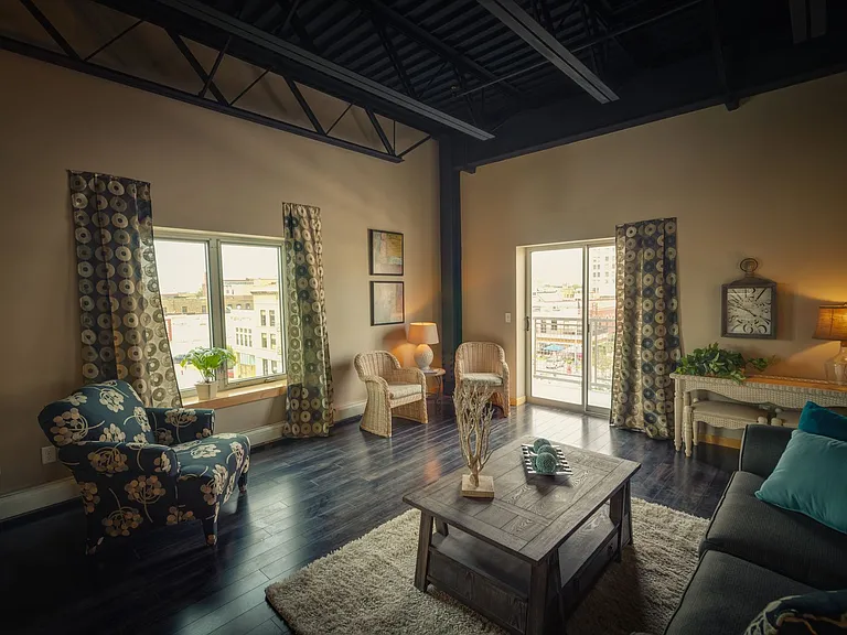 Lofts 23 — Photo 82