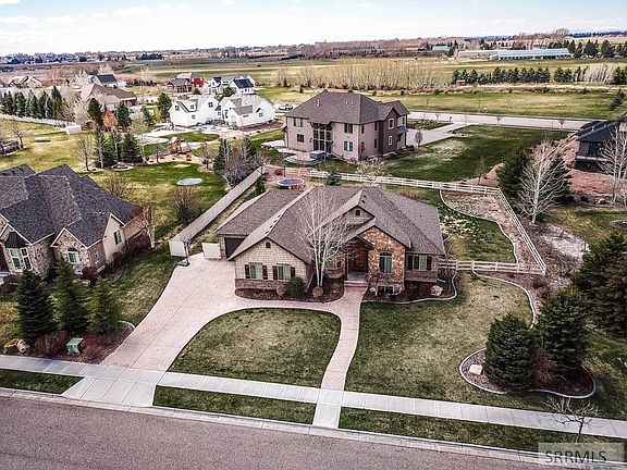 2nd image of 5130 Long Cove Dr