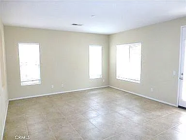 1636 Gilliam Ct — Photo 4