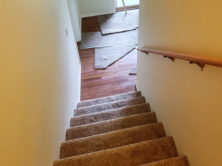 stairs to lowest level