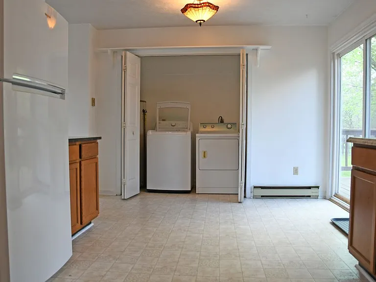 218 Bluebird Dr — Photo 5