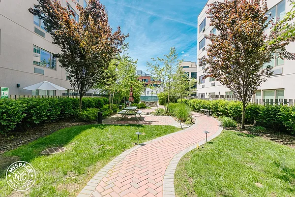 Rented by MySpaceNYC | media 21