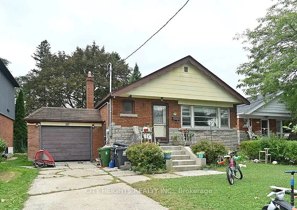 20 Glen Gannon Dr #LOWER