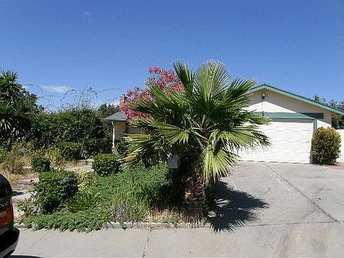 1st image of 2209 Hobart Ct