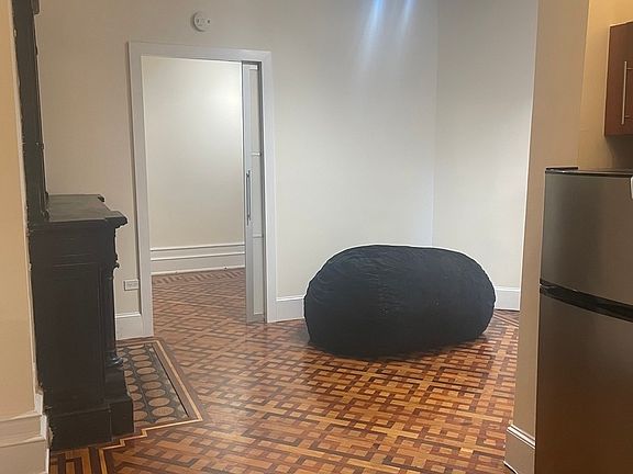 4th image of 64 E 34th St APT 4C
