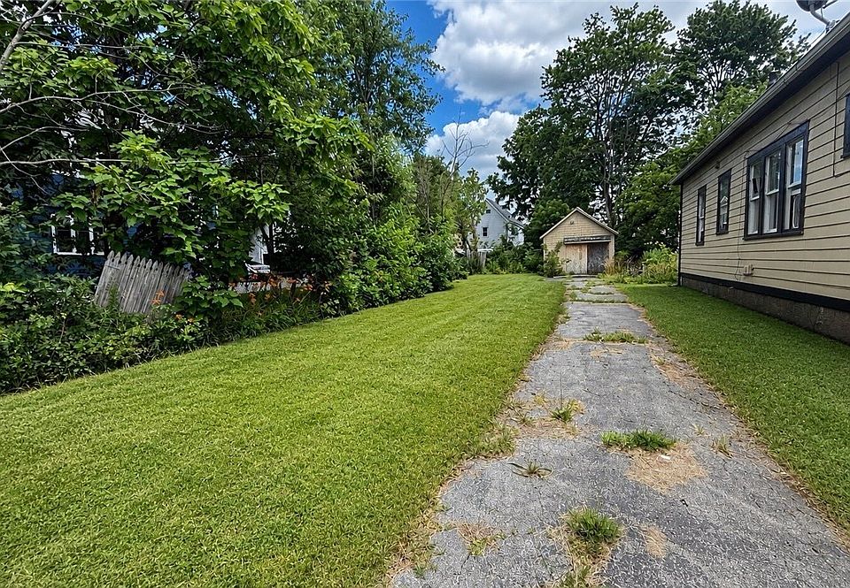 2nd image of 55 Edison Ave Lot 44