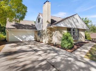 3316 Greenwood Ave, Rockford, IL 61107
