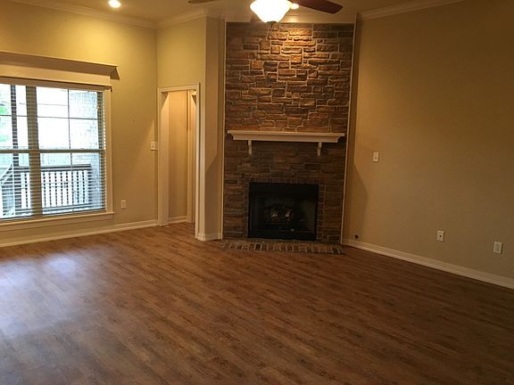 3rd image of 3497 W Earnhardt Dr