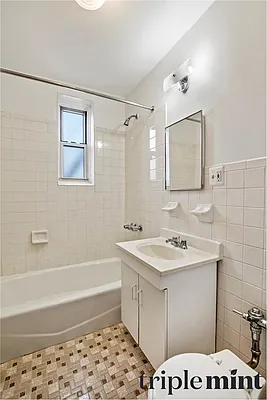 Sold by Triplemint | media 12