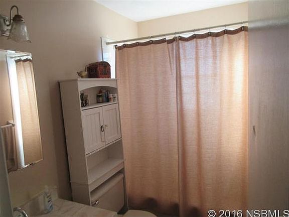 2nd image of 3223 Victory Palm Dr
