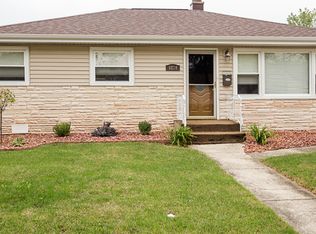5274 W Alexander Pl, Oak Lawn, IL 60453