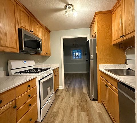 4th image of 4 Louisburg Sq APT 4