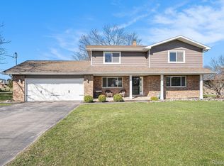 1205 Ripley Rd, Linden, MI 48451