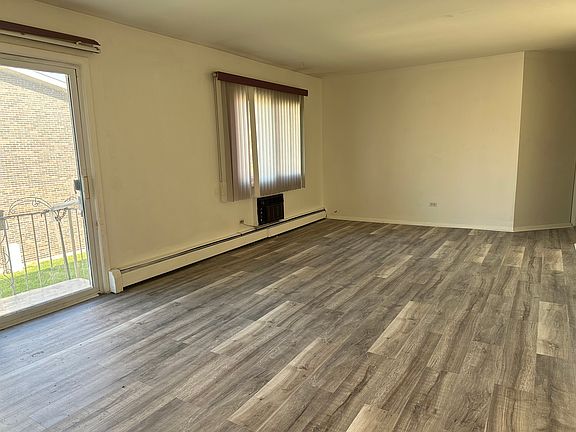 4th image of 8888 Steven Dr APT 2B