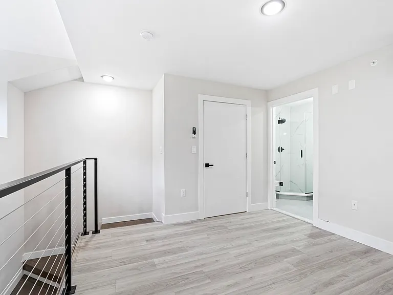 26 Grand St #302 — Photo 15