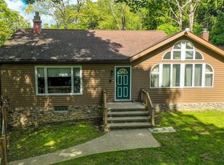 37 Willis Rd, South Wales, NY 14139