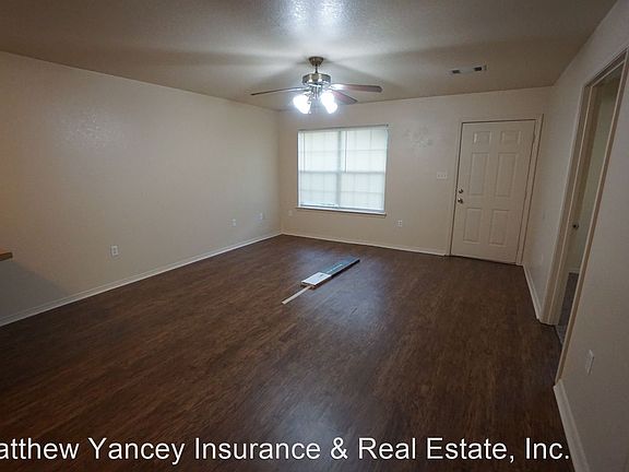 3rd image of 402 S 12th St #C