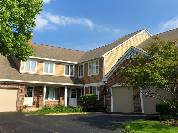 1617 N Courtland Dr, Arlington Heights, IL 60004