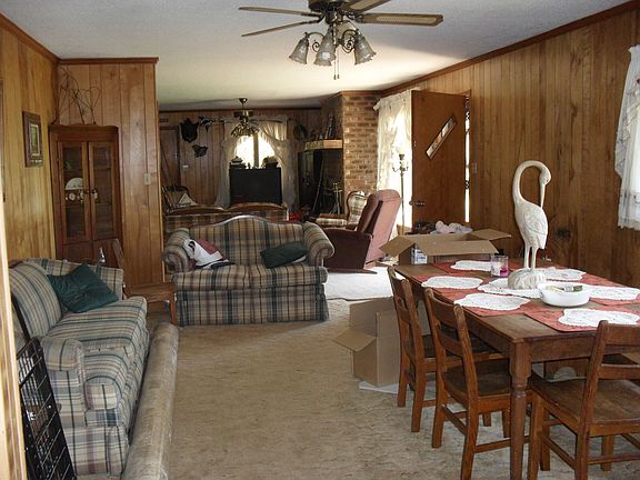 dining living area
