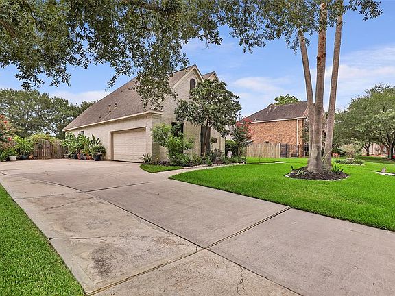 4th image of 19706 Wood Walk Ln