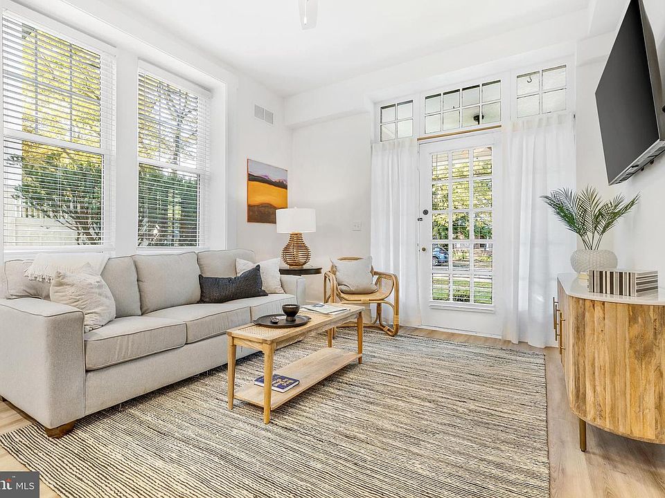 2300 W 17th St Wilmington, DE Zillow