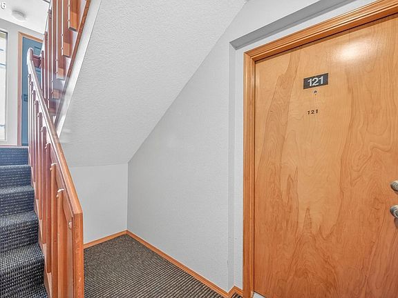 5th image of 16444 SW 130th Ter APT 121
