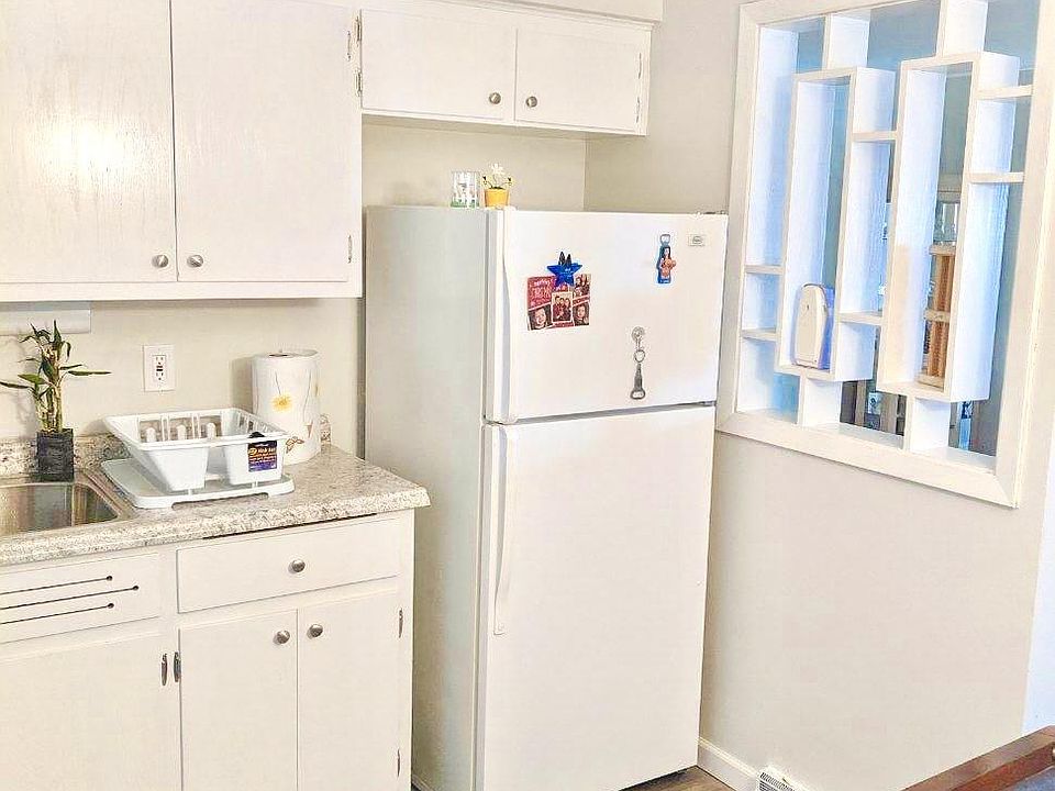 2nd image of 1812 Remington Rd APT 3