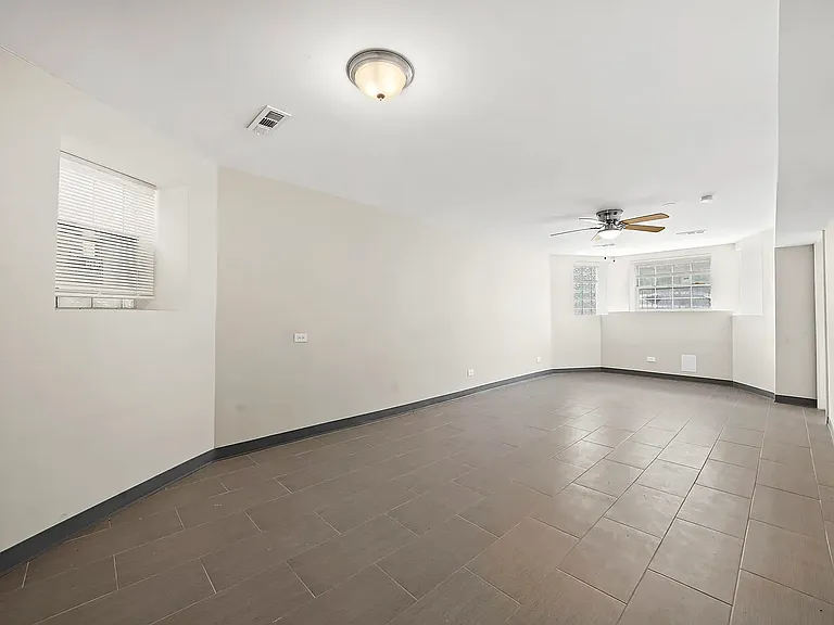 3131 W Augusta Blvd #G — Photo 14