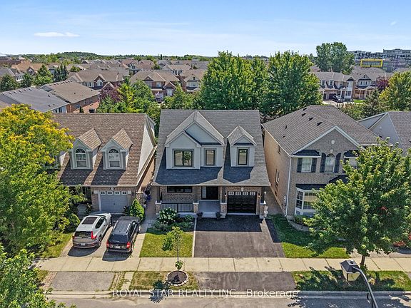 3rd image of 1522 Swann Cres